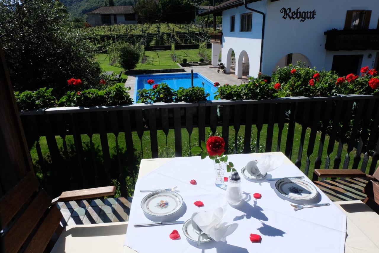 Pension Rebgut Bed and Breakfast Lana Buitenkant foto